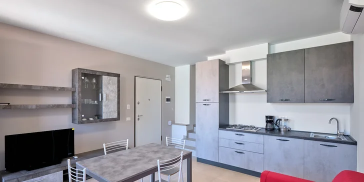 Po príchode vás privíta moderne zrekonštruovaný apartmán.