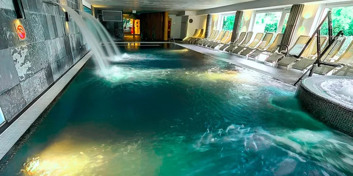 Pobyt pro požitkáře u Balatonu: ochutnávka vína, designové ubytování i neomezený wellness