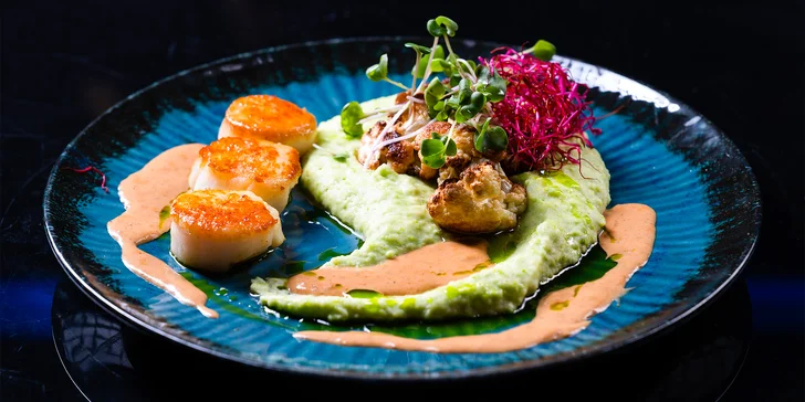 Moře v Karlíně: 4chodové menu a lahev vína v restauraci zaměřené na mořské plody