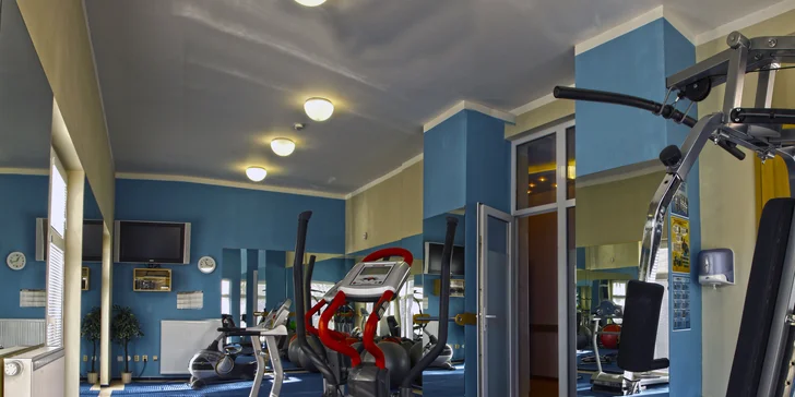 Hotelové fitness budete moci využívat neomezeně.