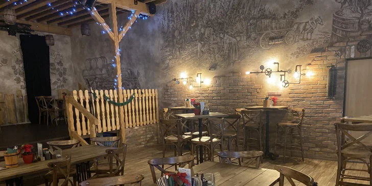 Těší se tu na vás ve všední dny od 11:00 a o víkendech od 12:00, vždy minimálně do 22:00.