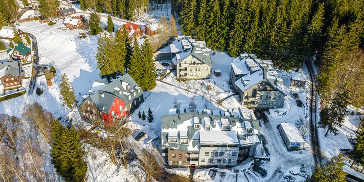 Všechny apartmány se nachází v několika sousedících budovách v klidné části Harrachova.