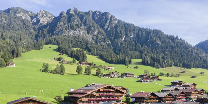 Údolie Alpbachtal očarí milovníkov náročnejšej horskej turistiky aj pozvoľnejších prechádzok. Vydať sa môžete aj na cyklovýlet.