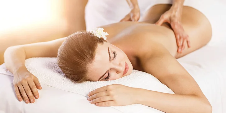 Dokonalý relax: Uvolňující masáž a reflexní masáž plosek nohou