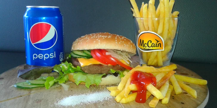 Dobrota do ruky: hovězí burger s hranolky a Pepsi pro 1 či pro 2