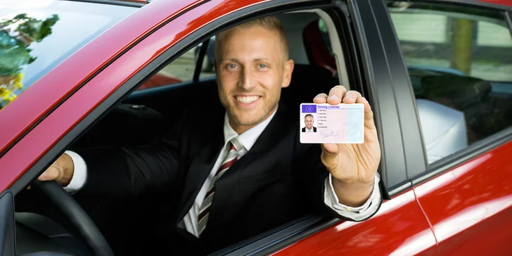Rezervace autoškoly: získejte řidičský průkaz skupiny B