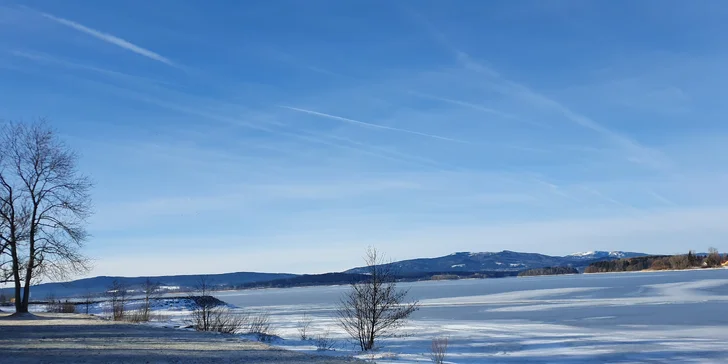 Díky skvělé lokalitě budete mít na dosah ruky nejen ty nejlepší atrakce v okolí, ale také krásy celých jižních Čech a Šumavy. 