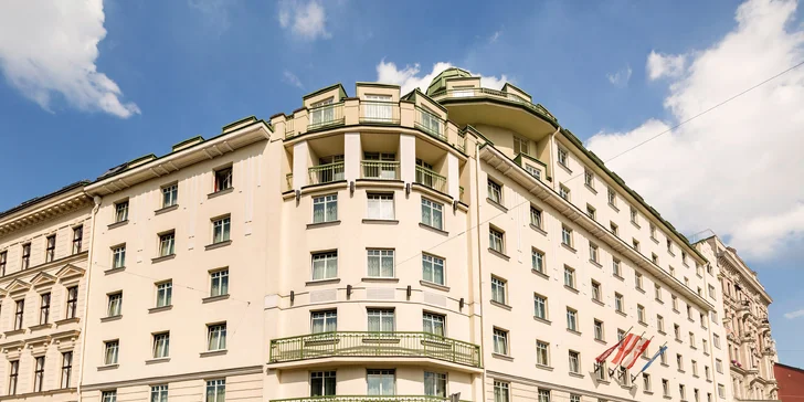 Ak prídete autom, môžete priamo v hoteli využiť garážové státie za príplatok 26 €/noc.