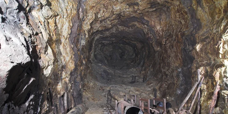 Ve Walimských štolách projdete podzemní trasu dlouhou 500 m