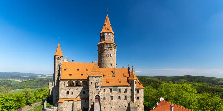 Vyrazit odsud můžete třeba na Bouzov.