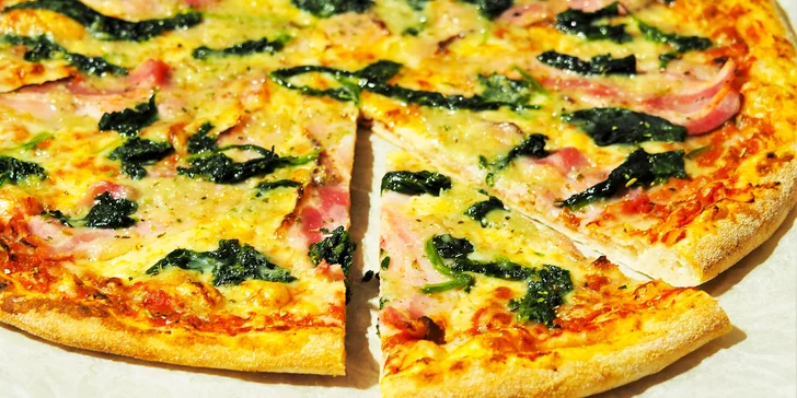 2x pizza podle výběru, ∅ 32 cm: Hawai, Funghi, Mexicana a další