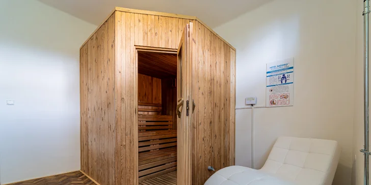 Kromě vysokohorské turistiky nebo lyžování se těšte i na wellness. 