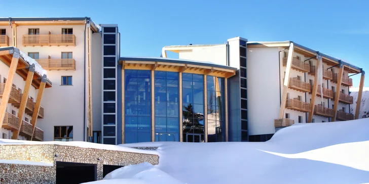 Lyžovačka v alpskej oblasti Trentino: 4* spa hotel v Bondone, polpenzia a wellness