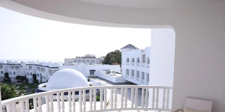 Všechny pokoje mají balkon či terasu.