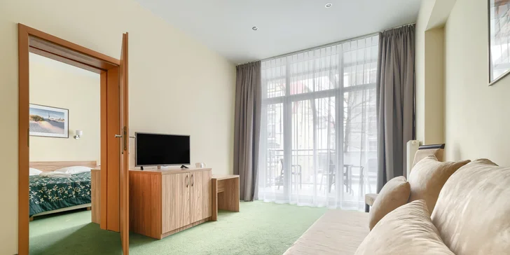 Apartmán se skládá ze samostatné ložnice a obývacího pokoje.