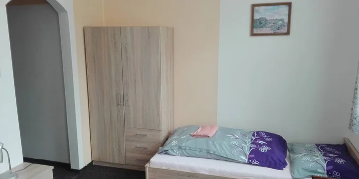 Pokoje mají vlastní sociální zařízení