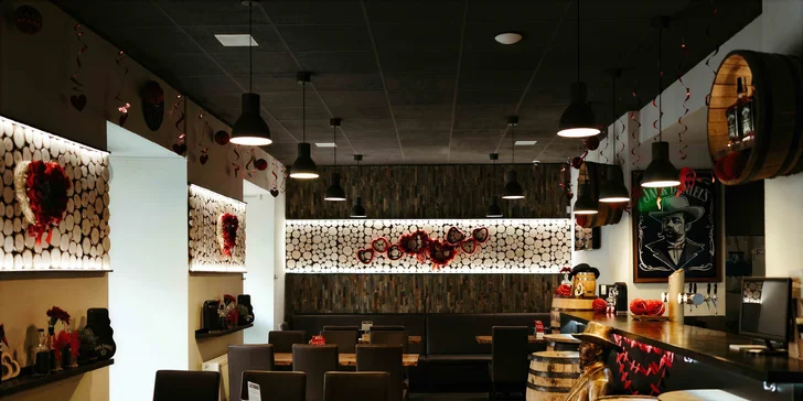 V Jacks Burger Baru v Ostravě objevíte poctivou porci Ameriky na talíři. 