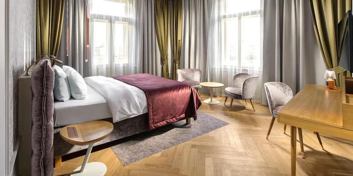 Pobyt v 5* hoteli na Janáčkovom nábreží v centre Prahy s raňajkami