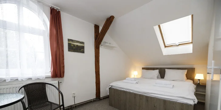 Připraven pro vás bude dvoulůžkový nebo třílůžkový pokoj. 