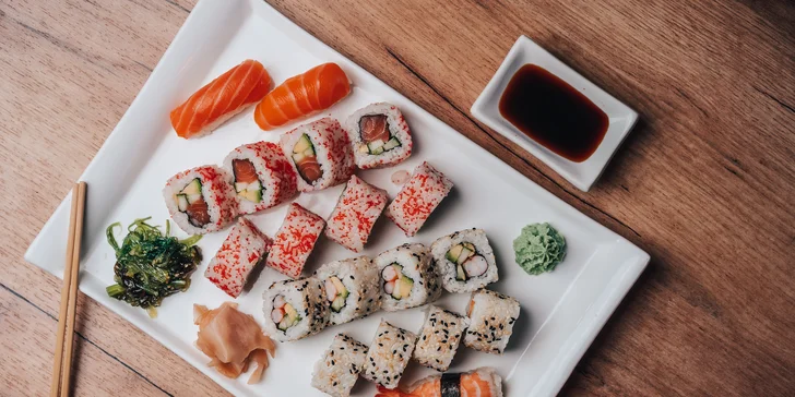 Samozřejmě dostanete i wasabi a zázvor. 