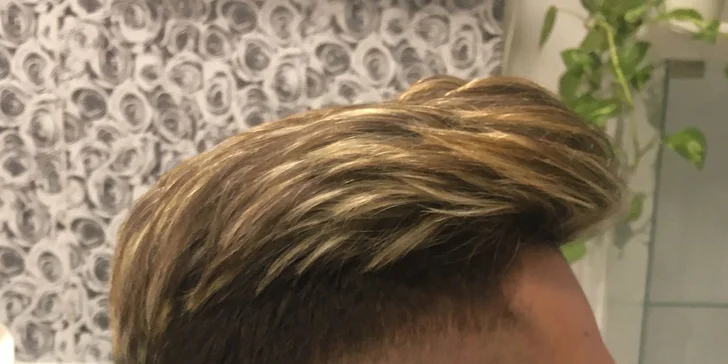  Vyberte si za tří balíčků profesionální péče a svěřte se odborníkům z Maison Beauty.
