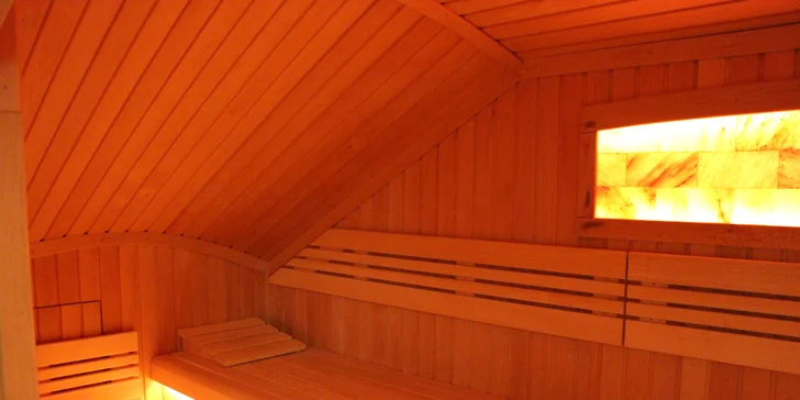Zakoupit si můžete i variantu se vstupem do moderní sklepní sauny.