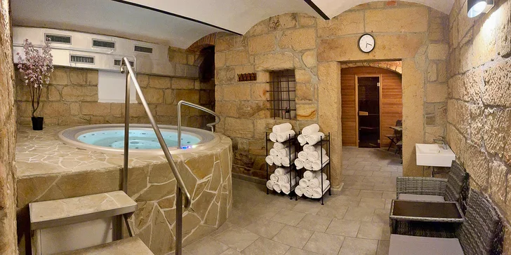 Súčasťou niektorých balíčkov je aj 60 min. v privátnom wellness.