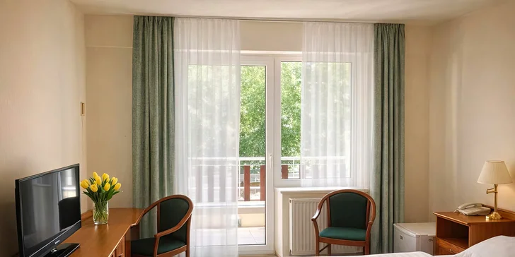 Ve 3* hotelu Well vás čeká příjemné ubytování jen pár minut chůze od vyhlášených termálních lázní.