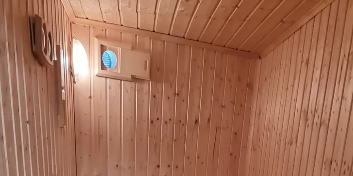 Kromě pobytů se snídaní máte automaticky nárok i na hodinu saunování. 