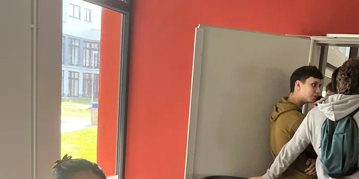 Po celou dobu budete mít k dispozici i další nápoje. 