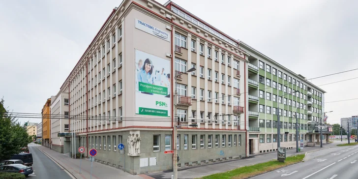 Logiscool najdete na Pernerově ulici v Pardubicích.
