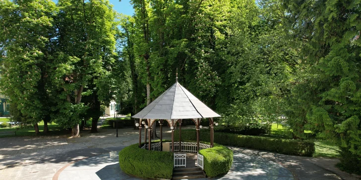 Dobrna, to je kúpeľné mestečko plné pokoja a pohody. Prejdite sa po historickom parku a nechajte na seba pôsobiť tunajšiu energiu.