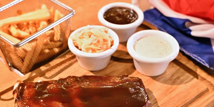 Nebo vás nalákají BBQ žebra? 