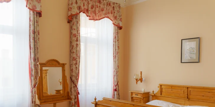 Hotel Heluan vás privíta vo svojom interiéri s historickými prvkami priamo v srdci Karlových Varov.