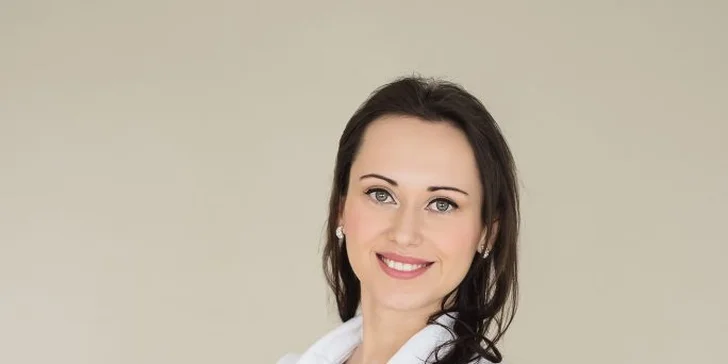 Hlavným garantom ambulancie Chiralys je atestovaná chirurgička MUDr. Ing. Júlia Kaňuščáková.