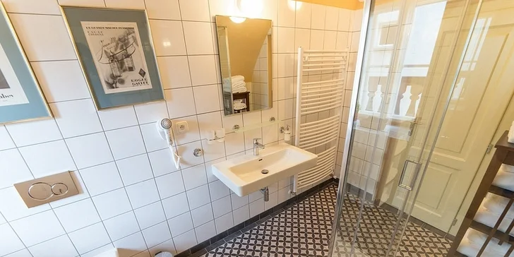 K dispozici budete mít kvalitní lůžkové povlečení, ručníky i základní kosmetiku.