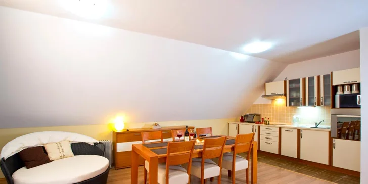Zvolit můžete i variantu ubytování v apartmánu Deluxe až pro 8 osob.