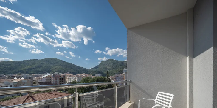 Nechybí ani balkon, kde si můžete dát svou první ranní kávu.