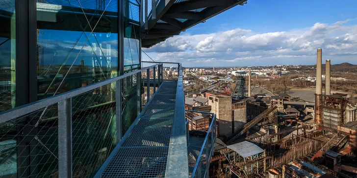 Nachází se v Bolt Tower v Dolní oblasti Vítkovice. 