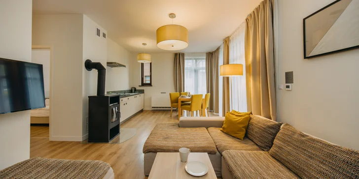 Ubytovať sa môžete v izbách aj v priestranných apartmánoch.