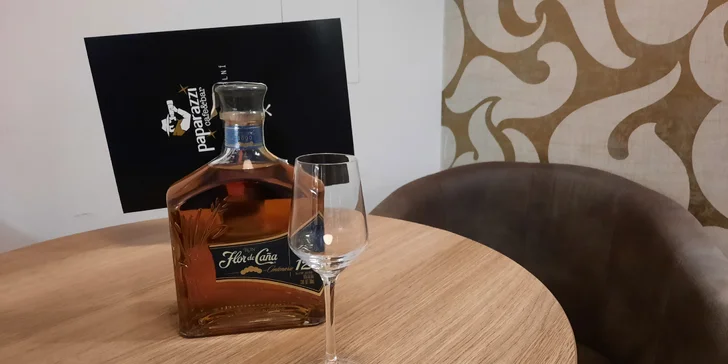 Flor de Caňa – polosladký rum, který voní po melase