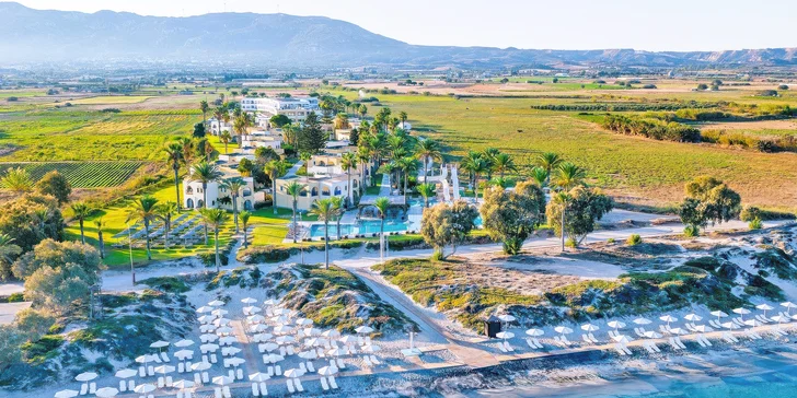 Resort se pyšní vlastním aquaparkem se skluzavkami, který je magnetem pro malé i velké dobrodruhy. 
