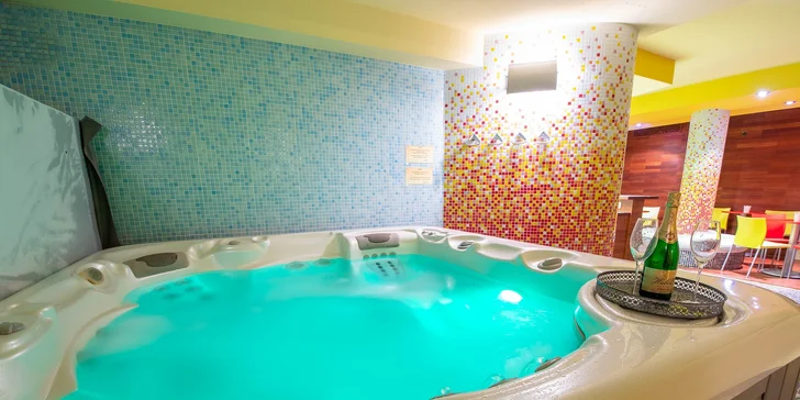 Jacuzzi počas vstupu iba za príplatok 5 €/osoba