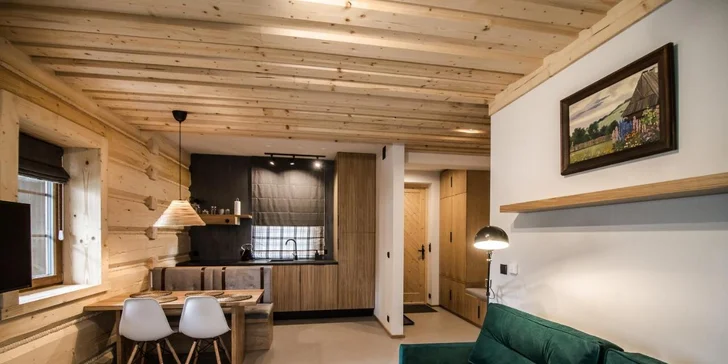 Apartmány s obývacou izbou majú navyše rozkladaciu pohovku, ktorá je vhodná na spanie.