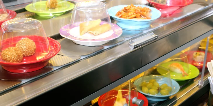 Restaurace se nachází v obchodním centru Kaufland, a tak můžete hodování spojit s nákupy.