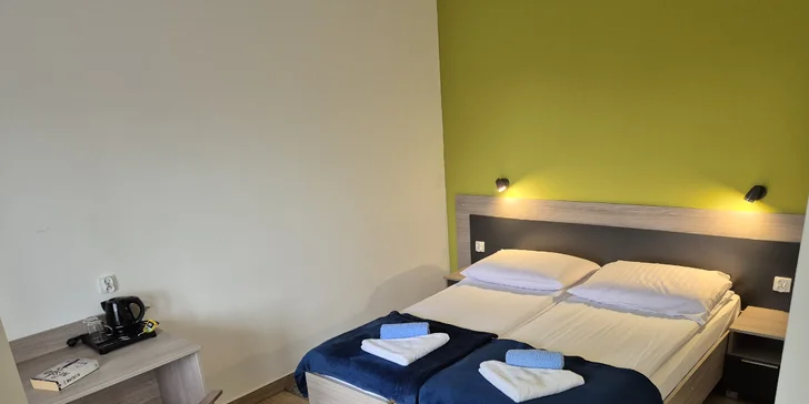 Nechybí ani koupelna se sprchou.