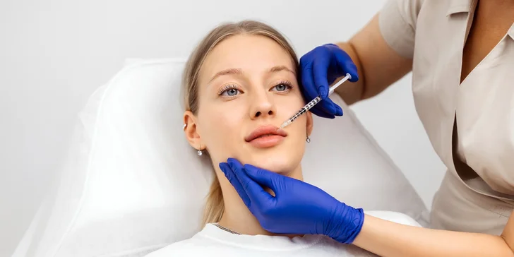 Výplň pier či mezoterapia tváre krku a dekoltu pomocou kys. hyalurónovej