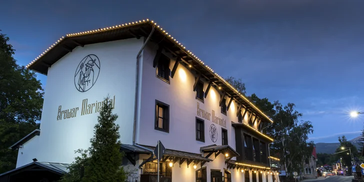 Navštivte slavný pivovar, který je od hotelu pouhých 200 m. 