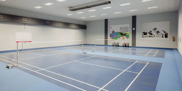 K hotelovému komplexu patrí aj Rates arena, v ktorej športová hala, štúdio na squash, spinning a skupinové cvičenia (viac ako 20 druhov).