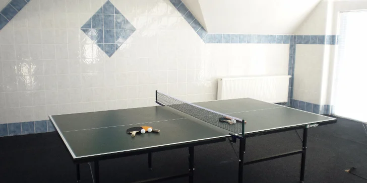 V pochmúrnom počasí si môžete zahrať stolný tenis.